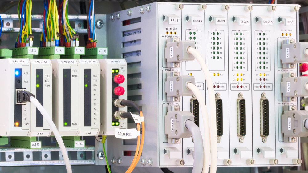 Control y automatizacion PLC en industria